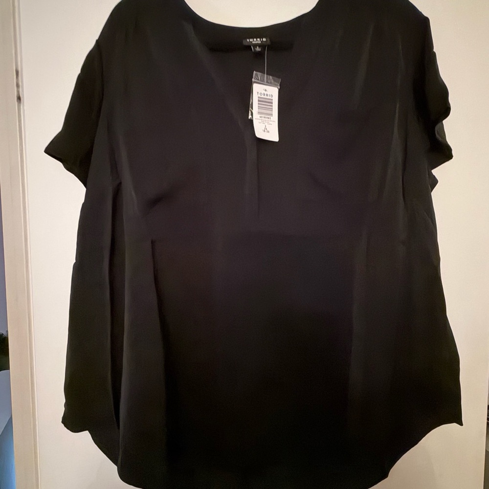 Torrid Black Blouse for Women 2 silk fabric